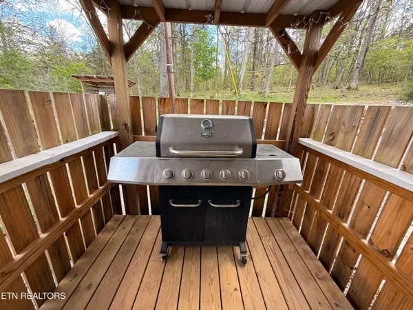 $250,000 | 4936 Hurricane Road, Jonesville, VA 24263