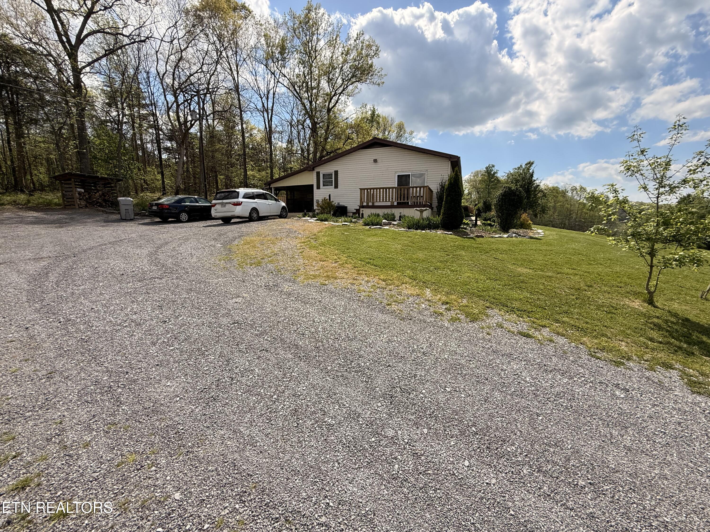 4936 Hurricane Road Jonesville, VA 24263 - Photo 3 of 54 IMG_7655