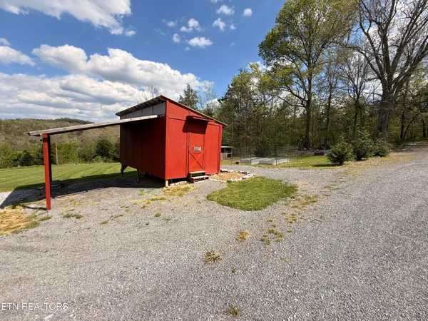 $250,000 | 4936 Hurricane Road, Jonesville, VA 24263