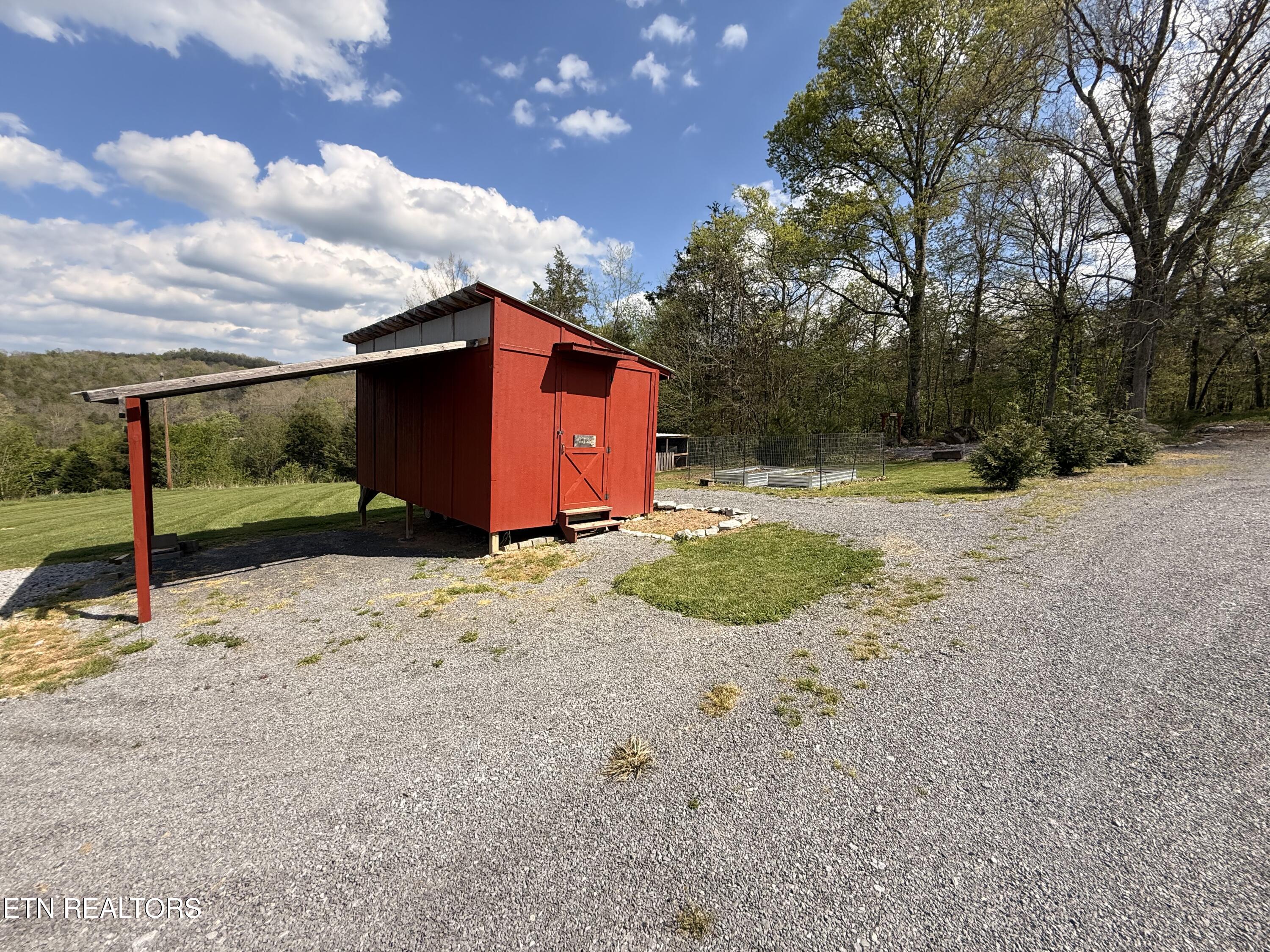 4936 Hurricane Road Jonesville, VA 24263 - Photo 4 of 54 IMG_7653