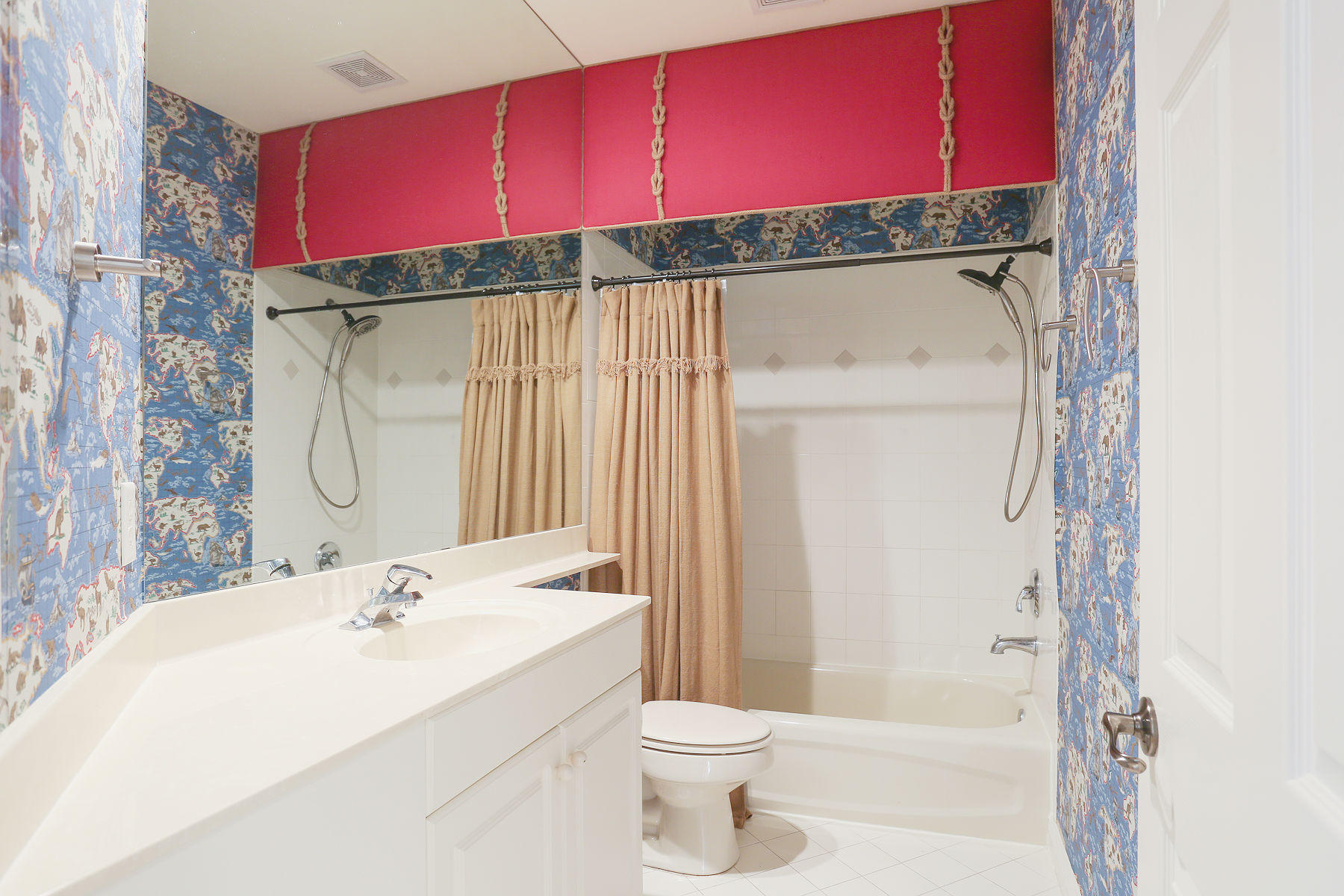 130 Bryce Lane Jupiter, FL 33458 - Photo 29 of 40 Bathroom 2