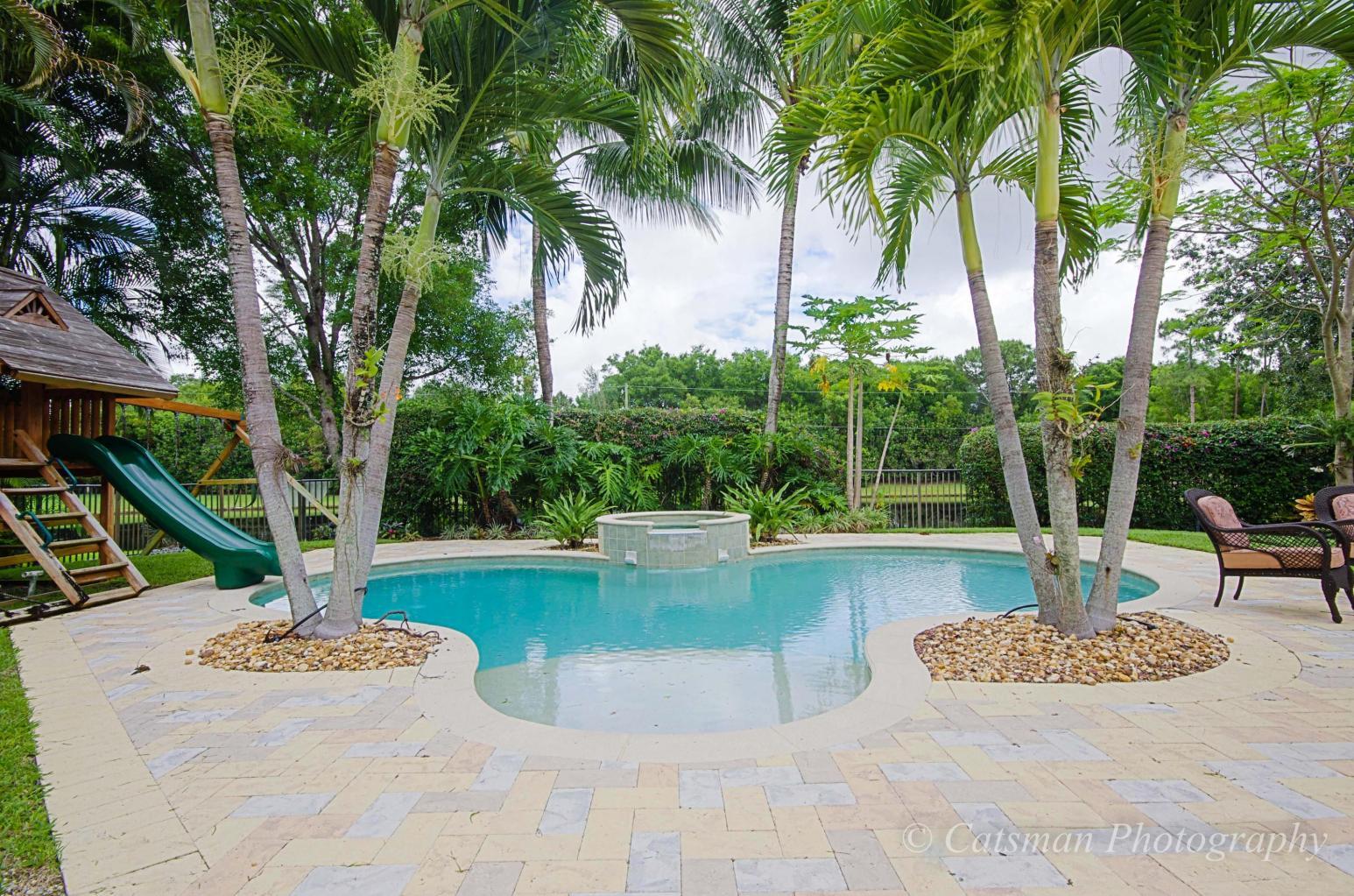 130 Bryce Lane Jupiter, FL 33458 - Photo 8 of 40 Pool