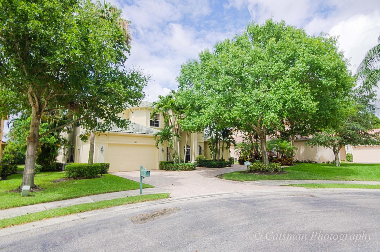 130 Bryce Lane Jupiter, FL 33458 - Photo 9 of 40 Frontal view of Cul De Sac