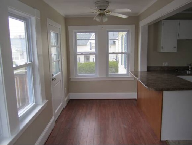 180 Calef Road Manchester, NH 03103 - Photo 13 of 23