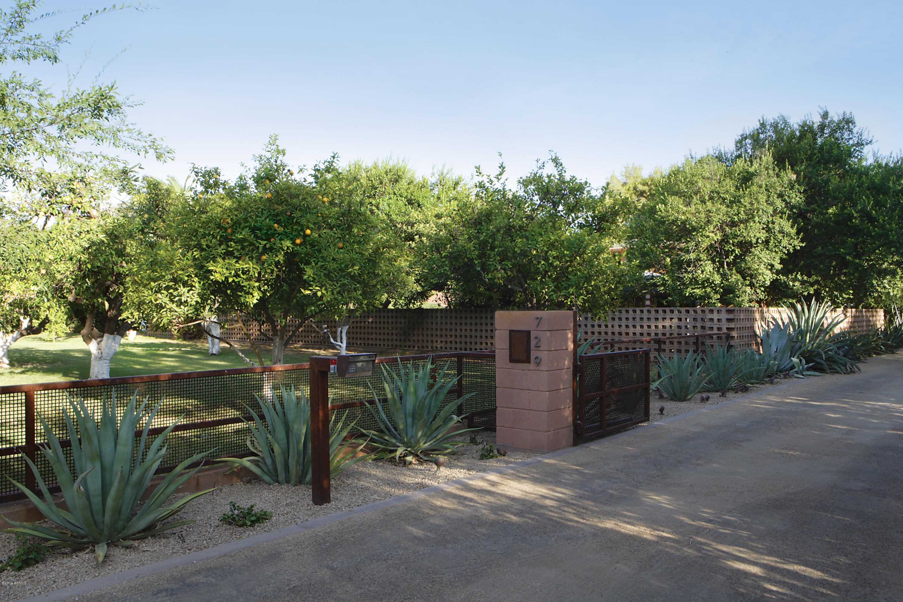 729 E. Circle Road