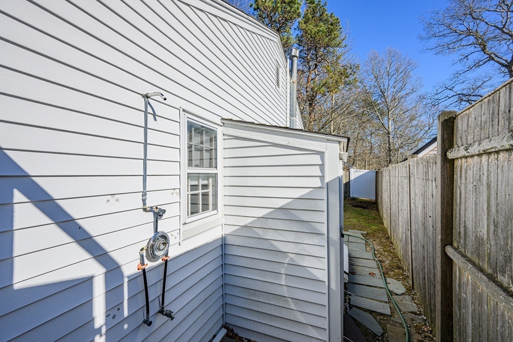 21 Nearmeadows Road Yarmouth, MA 02673 - Photo 31 of 35
