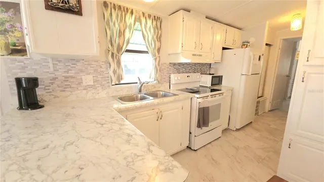 $134,000 | 3333 26th Avenue East, Unit 1222, Bradenton, FL 34208