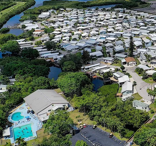 $134,000 | 3333 26th Avenue East, Unit 1222, Bradenton, FL 34208