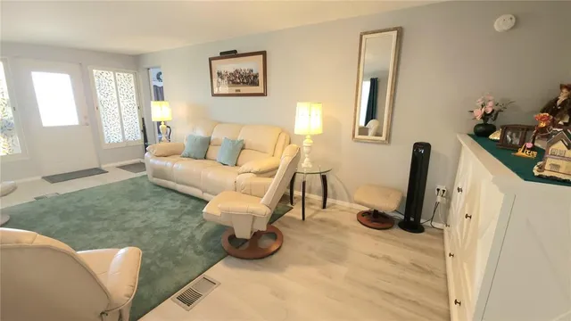 $134,000 | 3333 26th Avenue East, Unit 1222, Bradenton, FL 34208