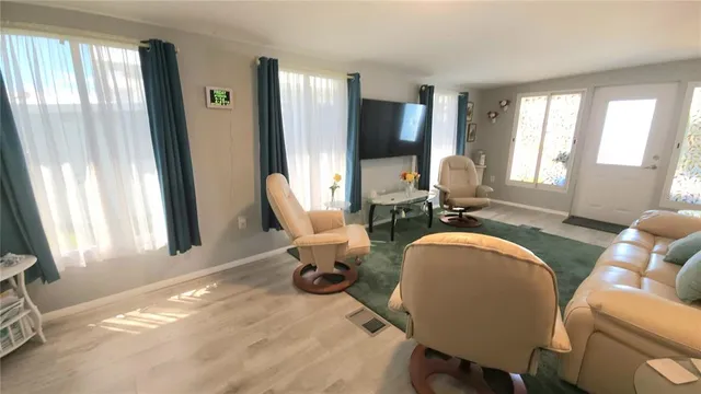 $134,000 | 3333 26th Avenue East, Unit 1222, Bradenton, FL 34208