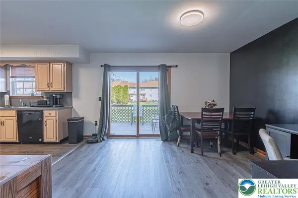 $350,000 | 2725 Victoria Lane, Easton, PA 18045