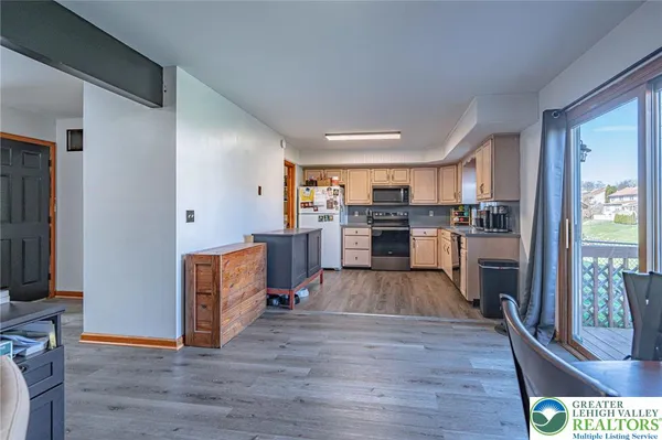 $350,000 | 2725 Victoria Lane, Easton, PA 18045
