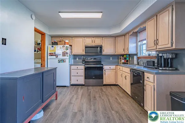 $350,000 | 2725 Victoria Lane, Easton, PA 18045