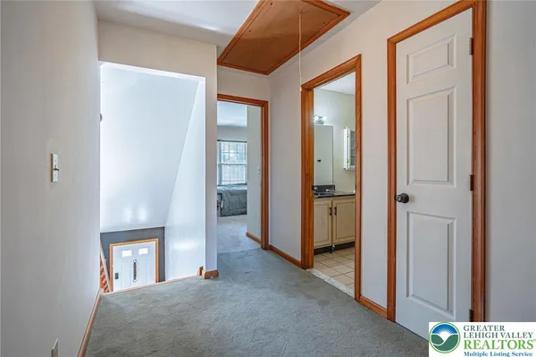$350,000 | 2725 Victoria Lane, Easton, PA 18045