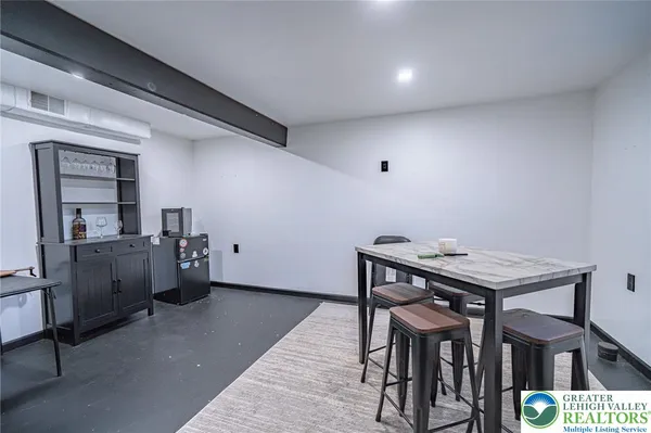 $350,000 | 2725 Victoria Lane, Easton, PA 18045