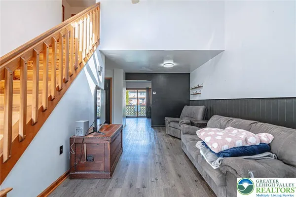 $350,000 | 2725 Victoria Lane, Easton, PA 18045