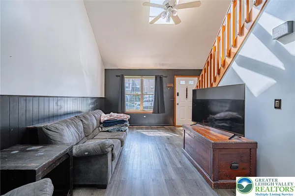 $350,000 | 2725 Victoria Lane, Easton, PA 18045