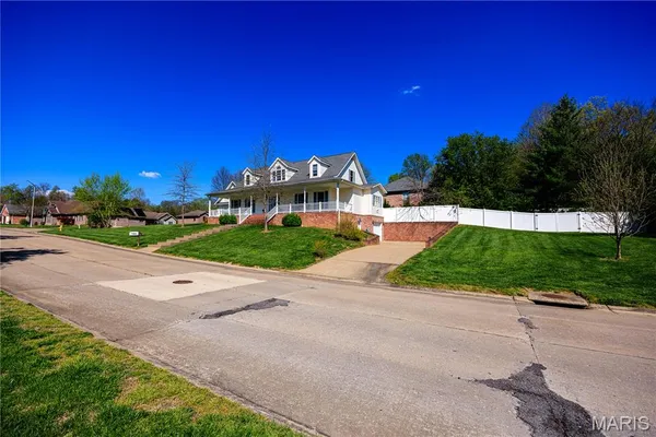 $525,000 | 2420 Kent Drive, Cape Girardeau, MO 63701