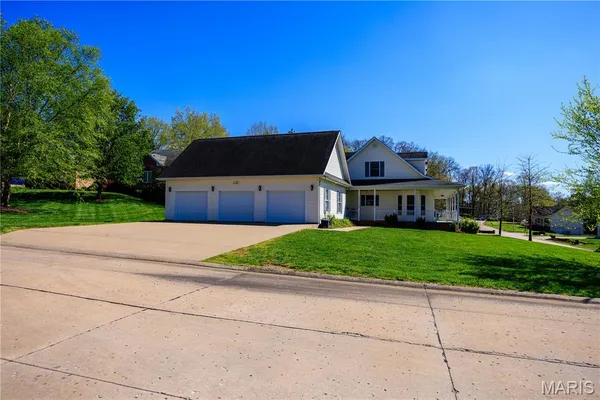$525,000 | 2420 Kent Drive, Cape Girardeau, MO 63701