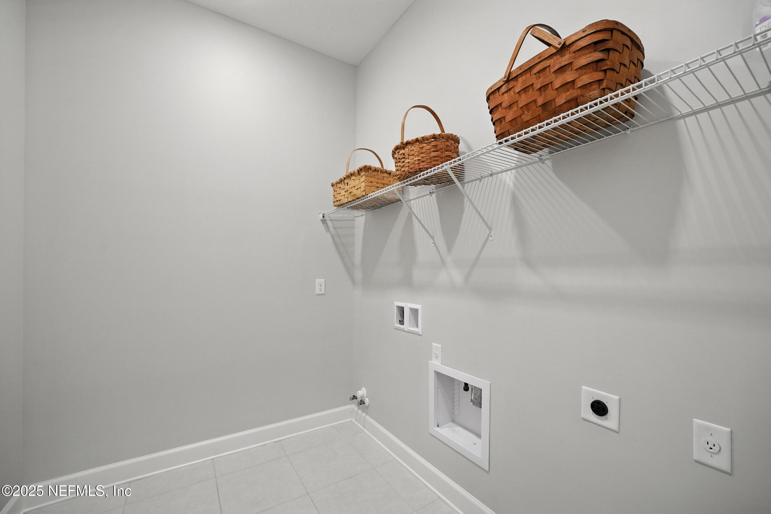 300 Shadow Rdg Trail Ponte Vedra, FL 32081 - Photo 20 of 47 Laundry Room