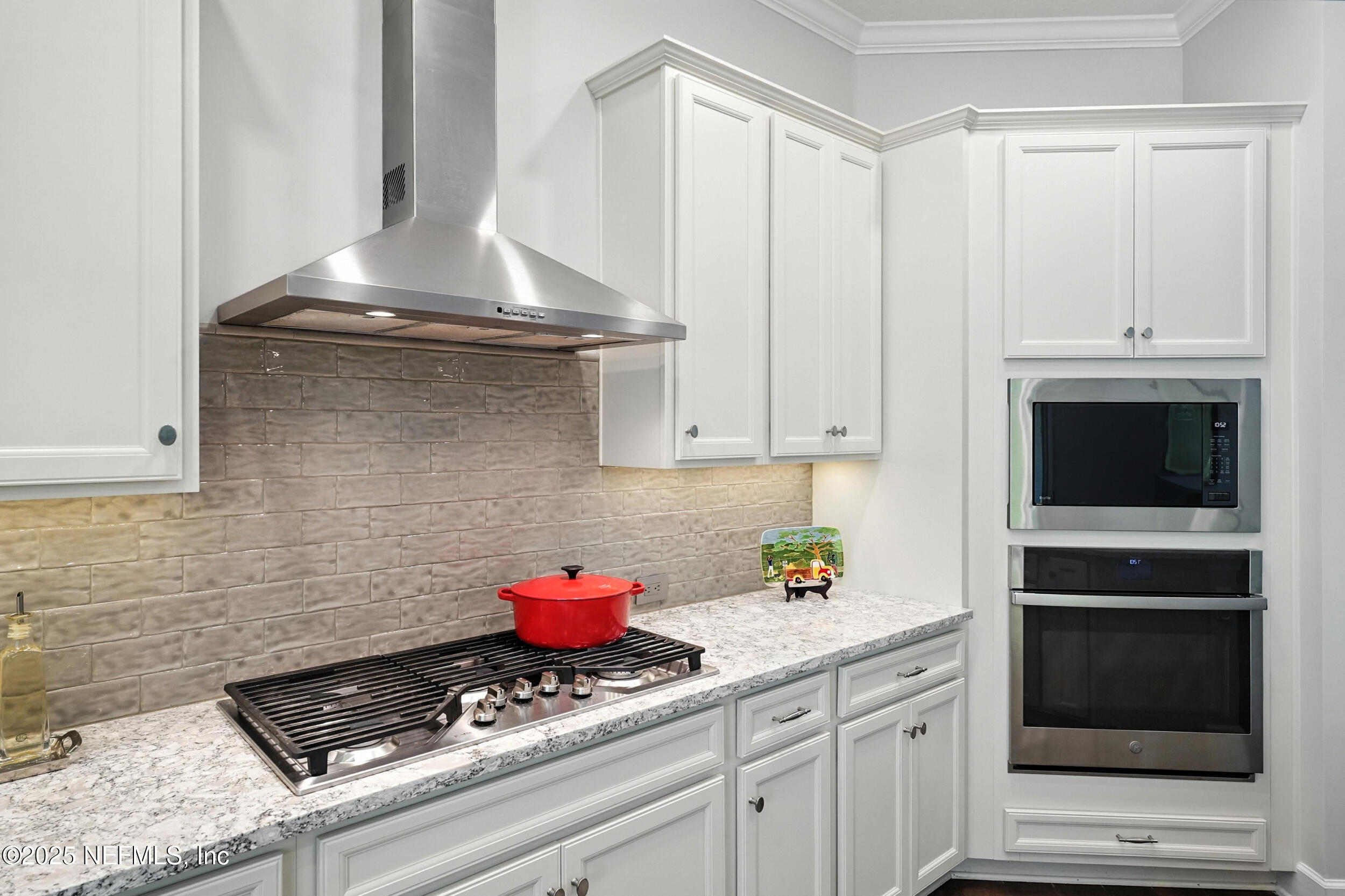300 Shadow Rdg Trail Ponte Vedra, FL 32081 - Photo 7 of 47 Kitchen
