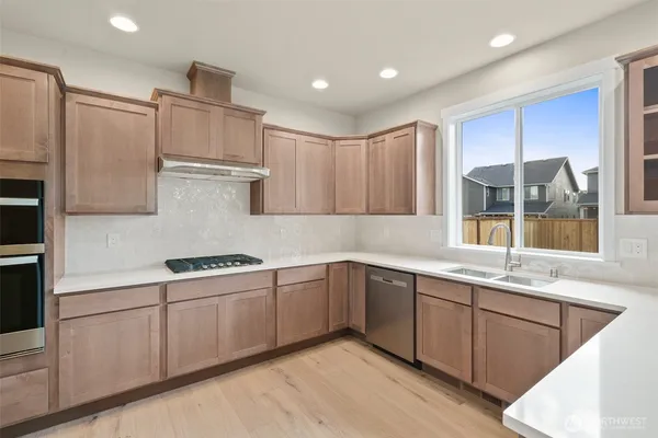 $689,950 | 9001 Wyatt Court Southeast, Tumwater, WA 98501