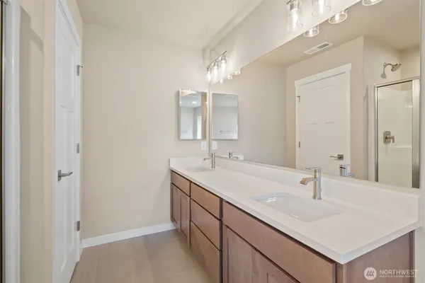 $689,950 | 9001 Wyatt Court Southeast, Tumwater, WA 98501