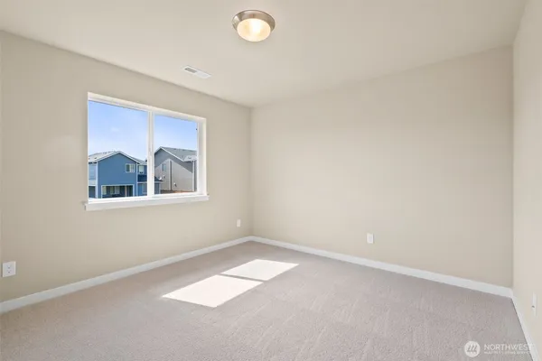$689,950 | 9001 Wyatt Court Southeast, Tumwater, WA 98501