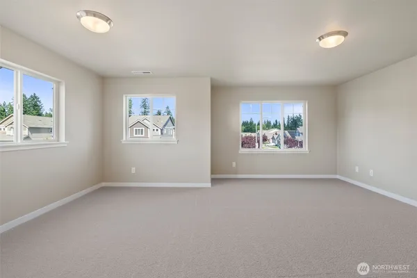 $689,950 | 9001 Wyatt Court Southeast, Tumwater, WA 98501