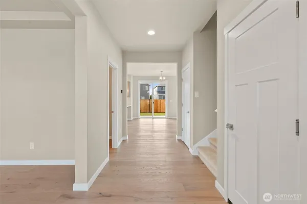$689,950 | 9001 Wyatt Court Southeast, Tumwater, WA 98501