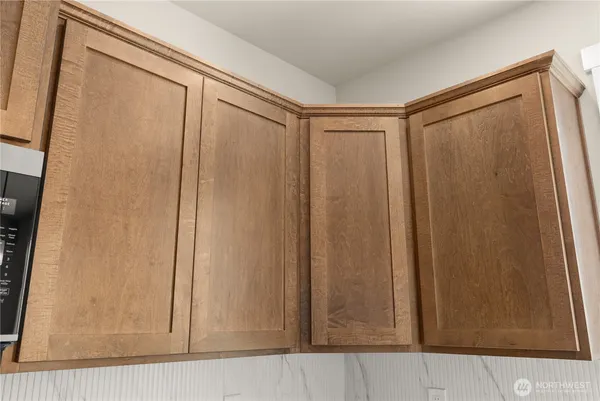 $689,950 | 9001 Wyatt Court Southeast, Tumwater, WA 98501