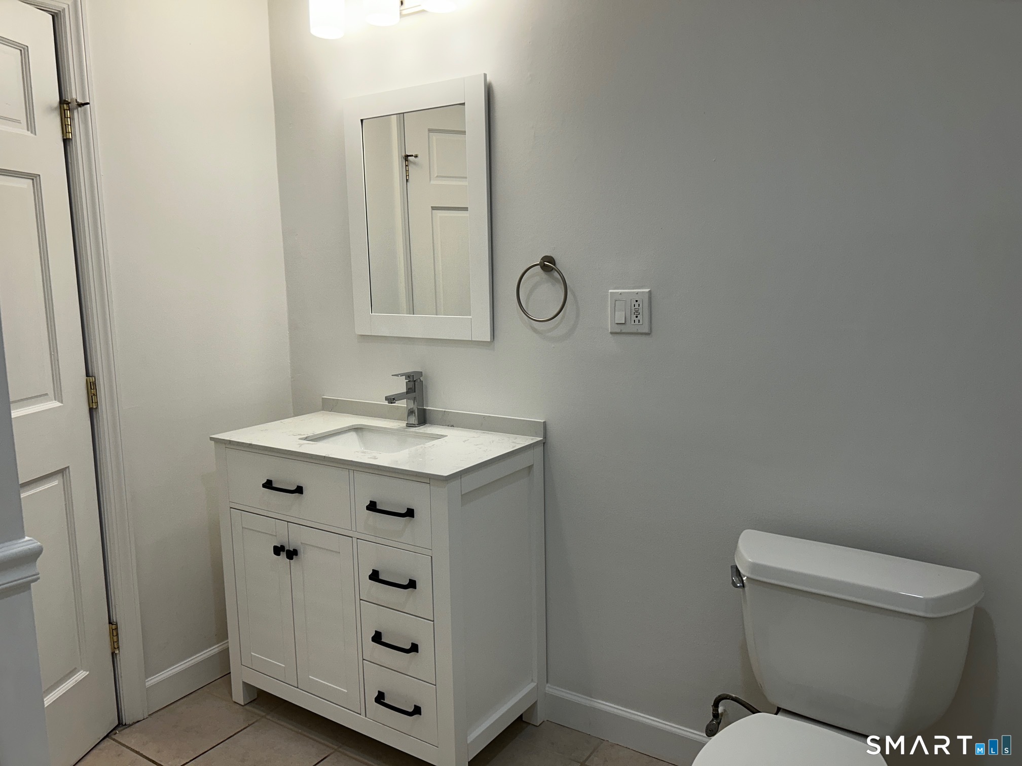 97 Godfrey Road Fairfield, CT 06825 - Photo 15 of 33 First floor full bathroom.