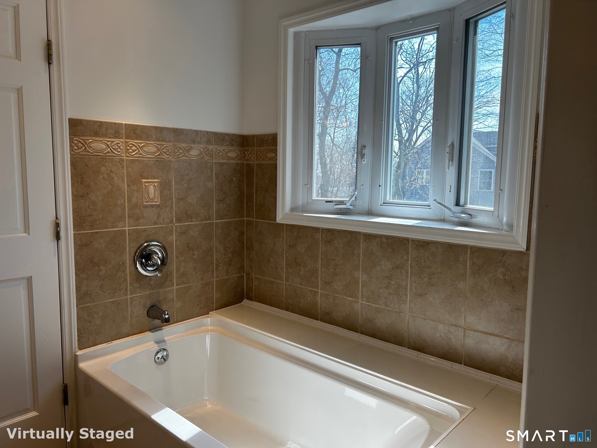 97 Godfrey Road Fairfield, CT 06825 - Photo 20 of 33 Primary bathroom.