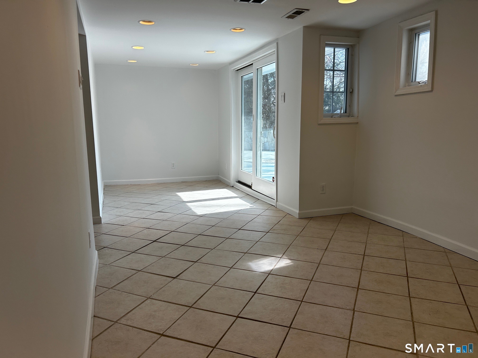 97 Godfrey Road Fairfield, CT 06825 - Photo 26 of 33 Office space with walkout.