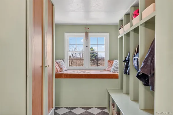 $3,500 | 49 Clover Hill Drive, Poughkeepsie, NY 12603