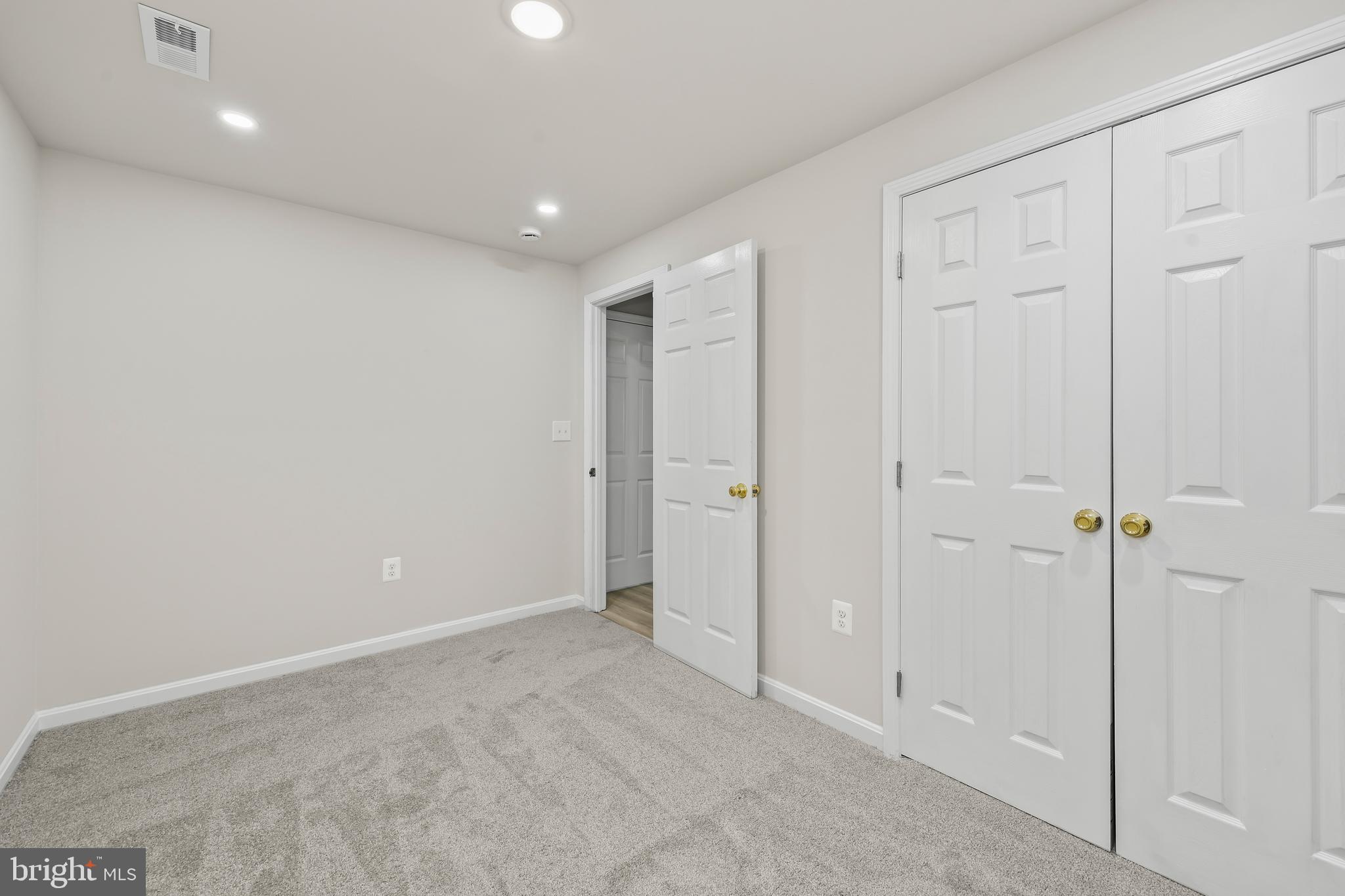 306 Kings Crest Drive Stafford, VA 22554 - Photo 24 of 41 a view of an empty room