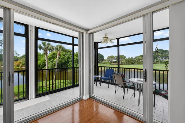 $290,000 | 11811 Ave Of The PGA, Unit 72A, Palm Beach Gardens, FL 33418