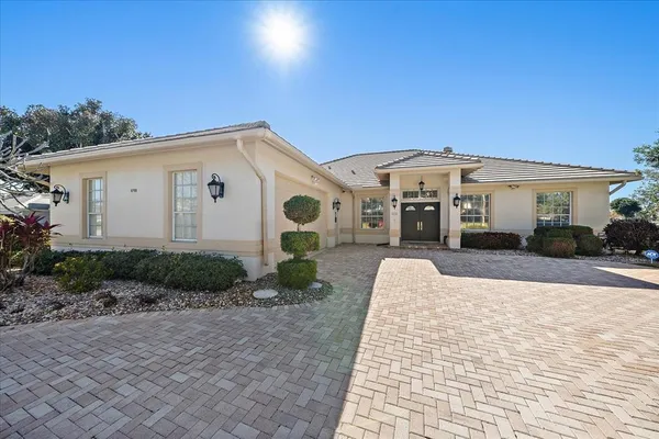 $4,800 | 6708 Drewrys Bluff, Bradenton, FL 34203