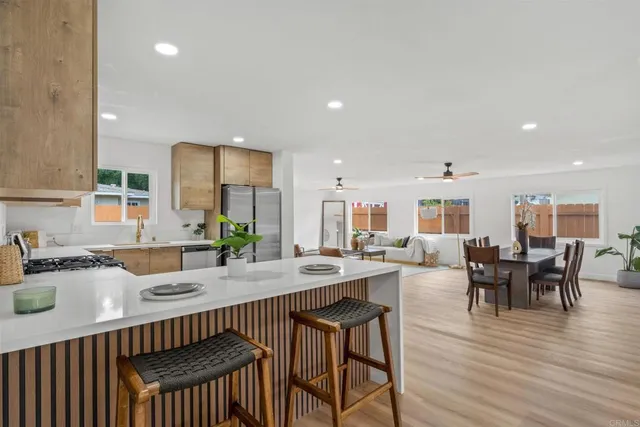 $739,900 | 508 Village View Place, Fallbrook, CA 92028