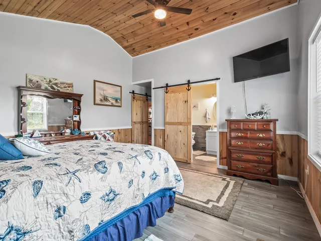 $585,000 | 344 Lily Circle, Eastpoint, FL 32328