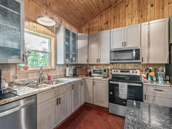 $575,000 | 344 Lily Circle, Eastpoint, FL 32328