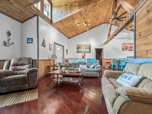 $575,000 | 344 Lily Circle, Eastpoint, FL 32328