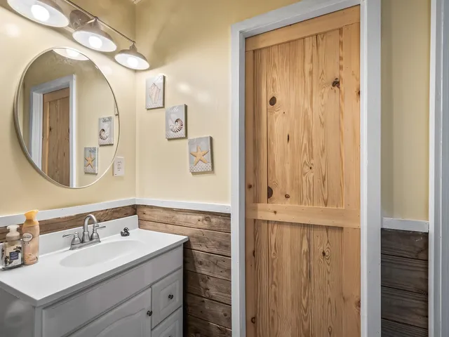 $585,000 | 344 Lily Circle, Eastpoint, FL 32328