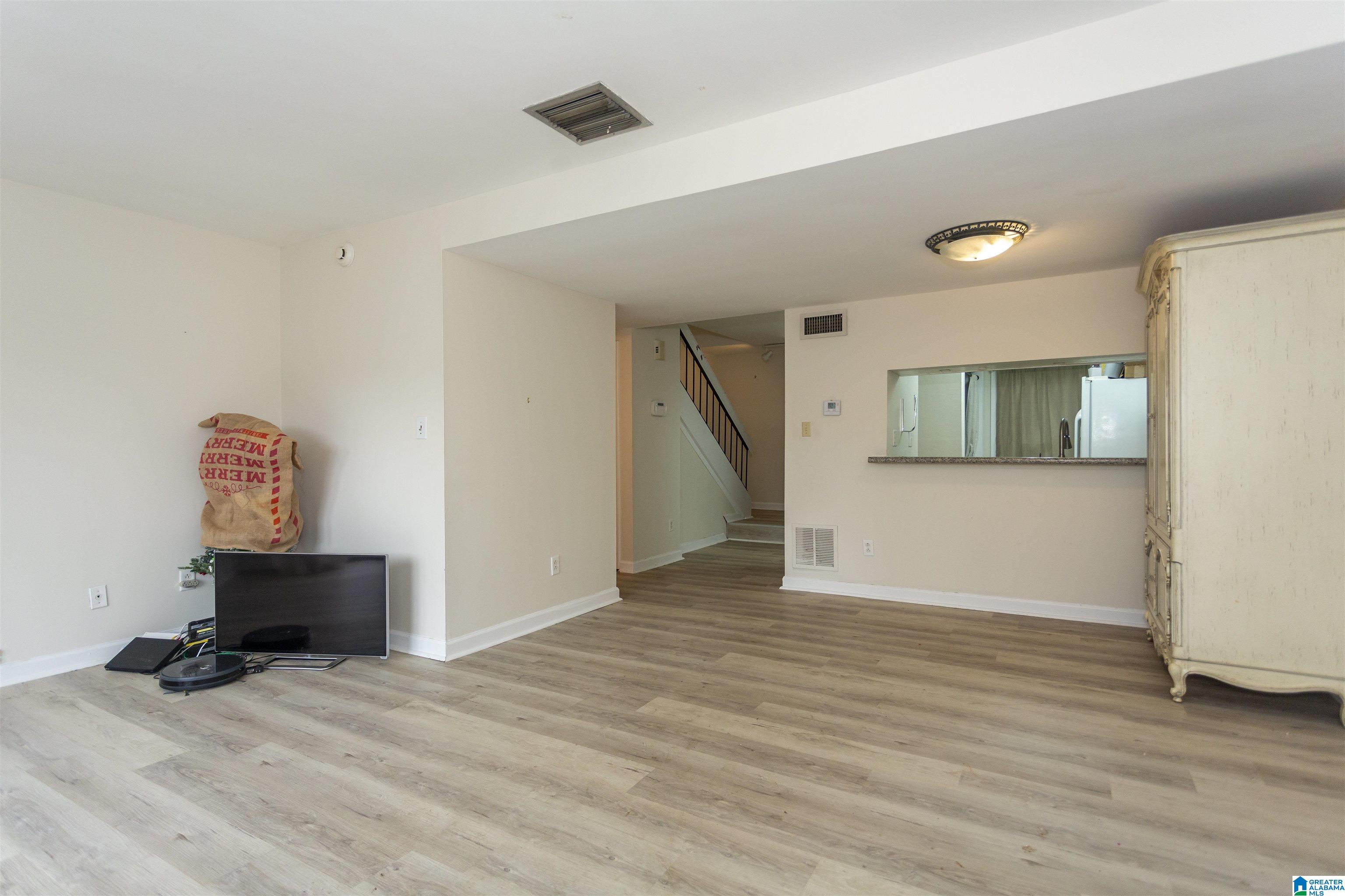 3825 Windhover, Unit 3825 Birmingham, AL 35216 - Photo 13 of 32