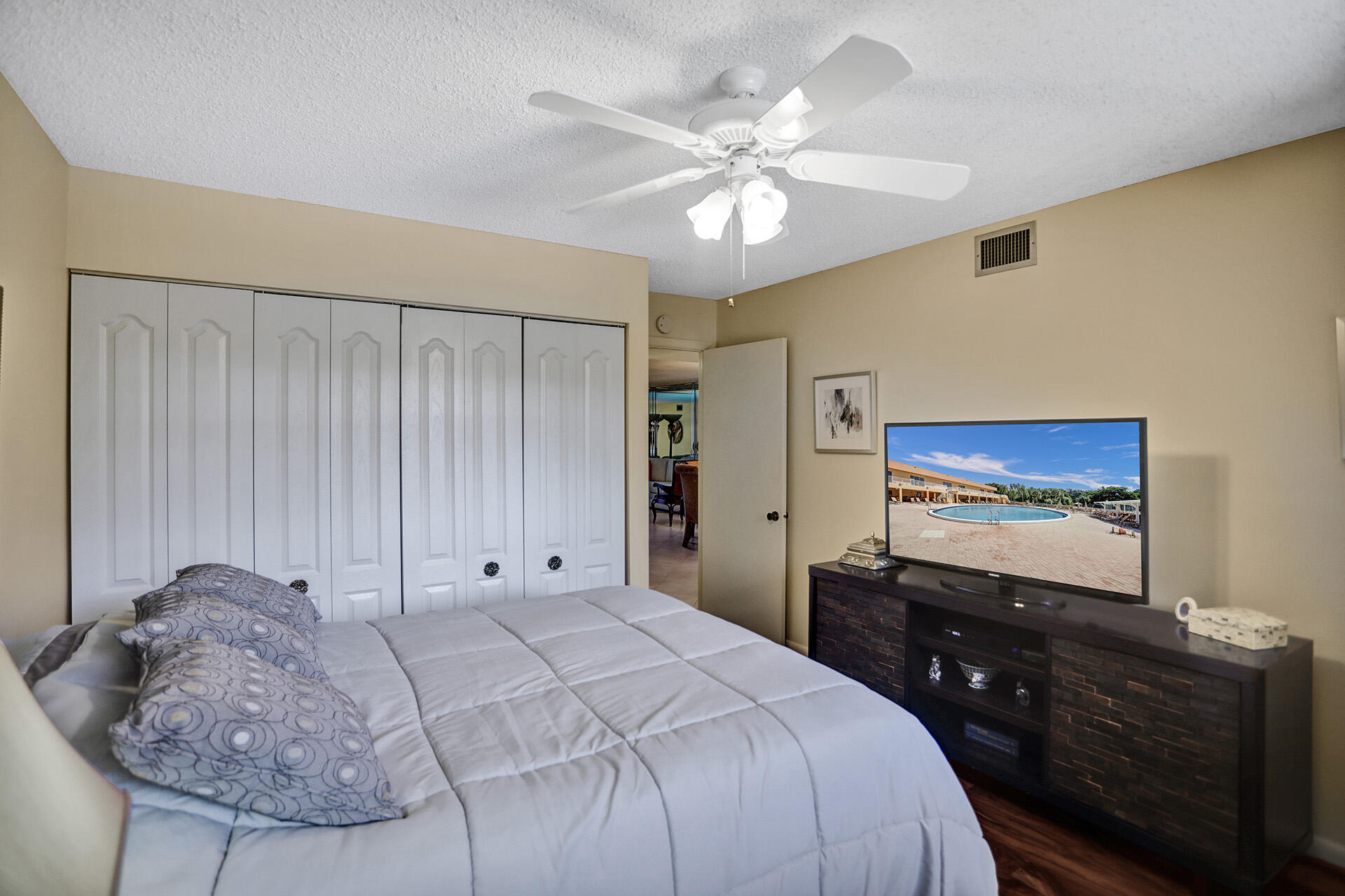 15075 Witney Road, Unit 212 Delray Beach, FL 33484 - Photo 18 of 57 Guest Bedroom