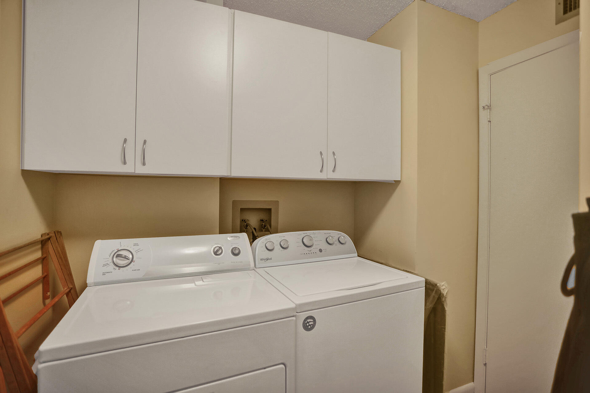15075 Witney Road, Unit 212 Delray Beach, FL 33484 - Photo 23 of 57 Laundry Room