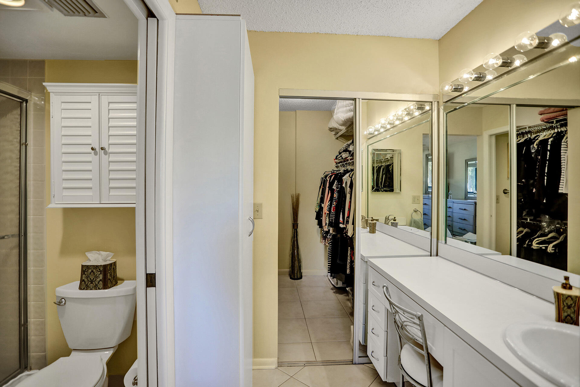 15075 Witney Road, Unit 212 Delray Beach, FL 33484 - Photo 30 of 57 Ensuite