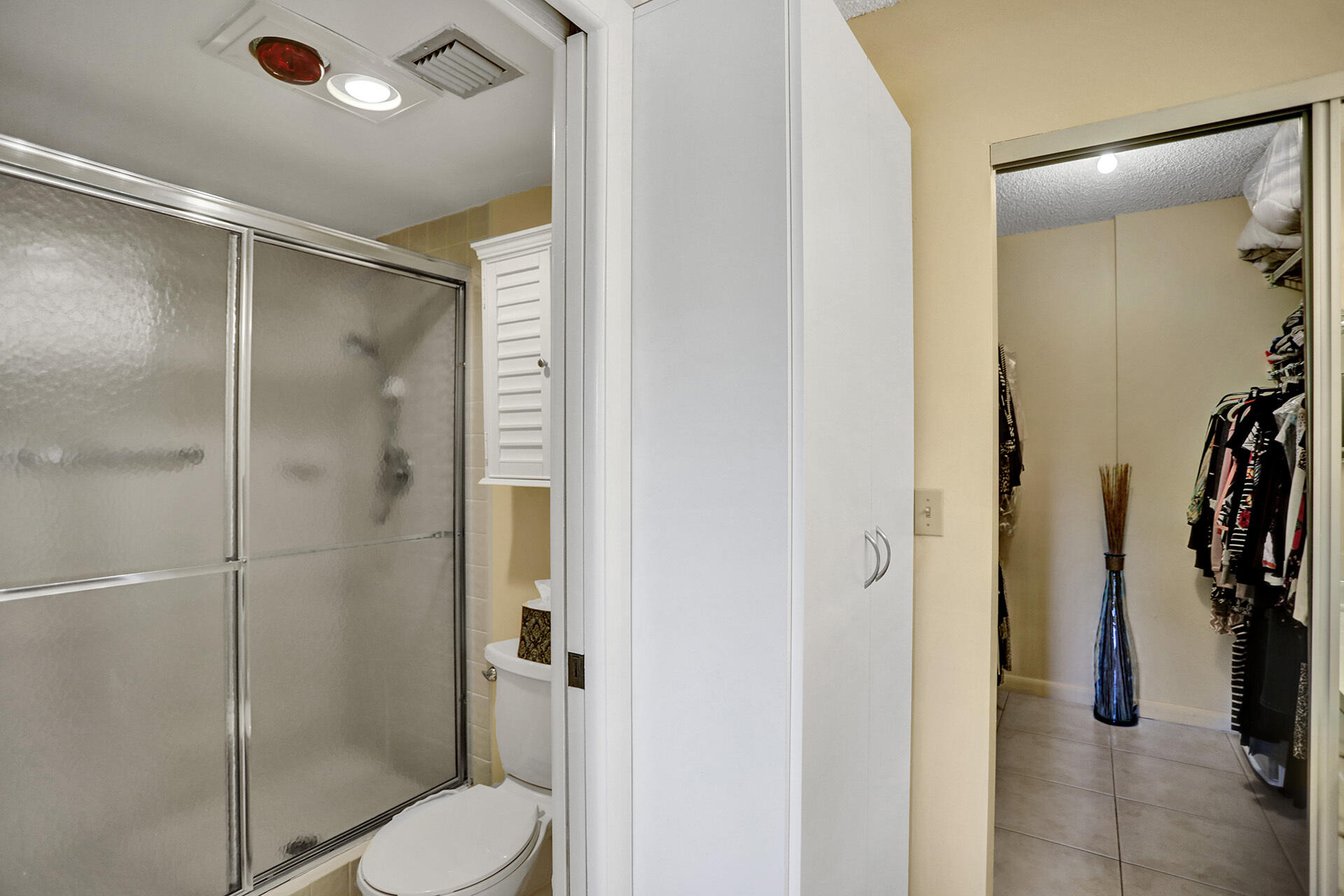 15075 Witney Road, Unit 212 Delray Beach, FL 33484 - Photo 32 of 57 Ensuite
