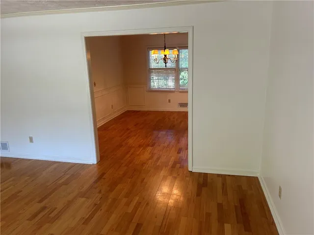 $2,950 | 320 6 Branches Court, Roswell, GA 30076