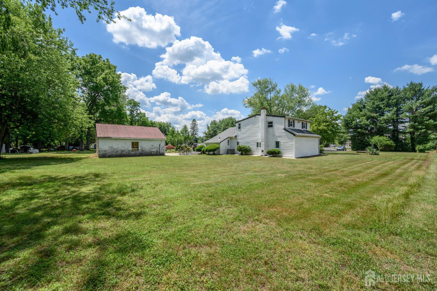 482 Stagecoach Road Millstone Township, NJ 08510 - Photo 25 of 45